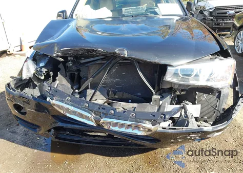 2015 BMW X3 xDrive28D z USA, uszkodzony, nr VIN 5UXWY3C58F0E97837